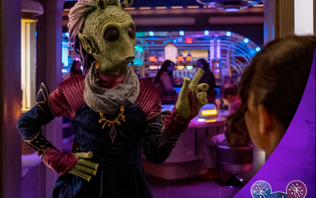 DLW 224: Star Wars Galactic Starcruiser!